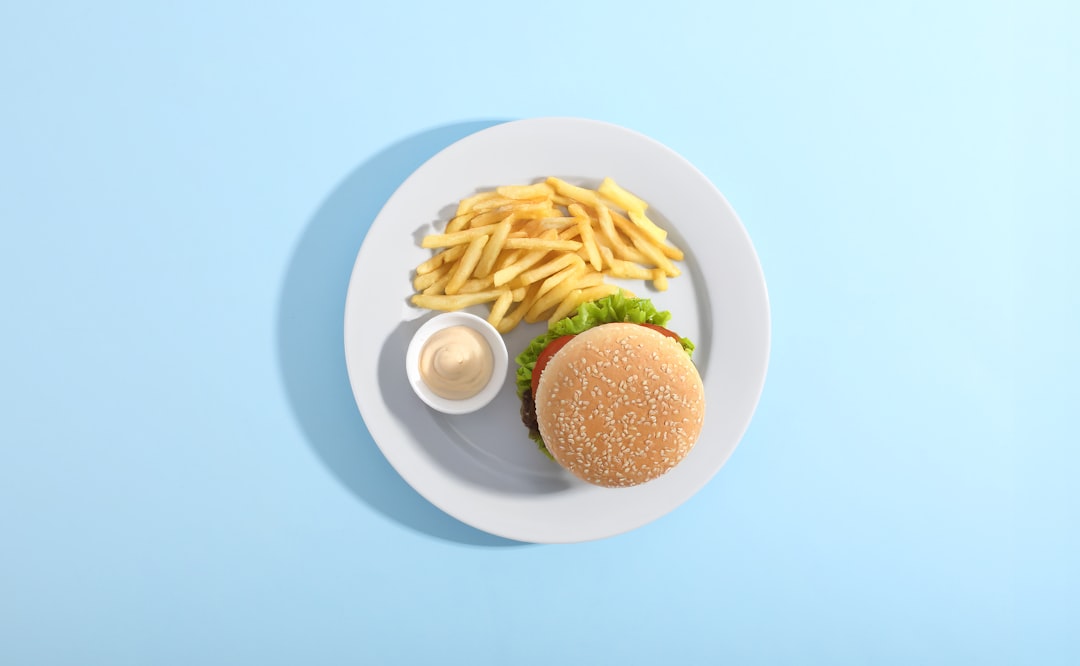 痩せたいけど食べたいを表す写真 | ダイエット